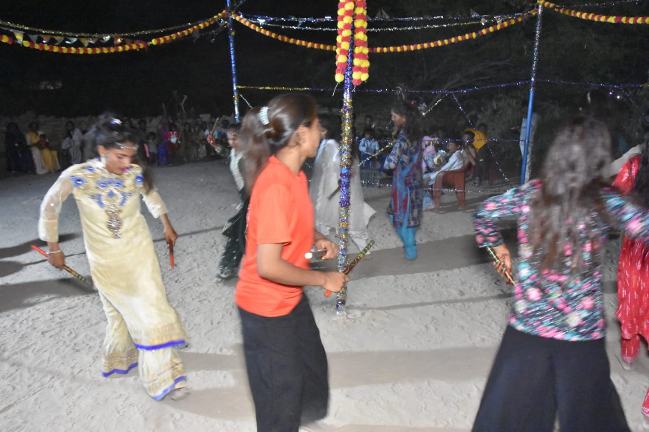Pakistani Hindu families at the Jaisalmer refugee camp